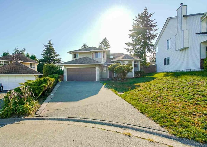6841 142A Street, Surrey, BC V3W 0P3 |  Photo 1