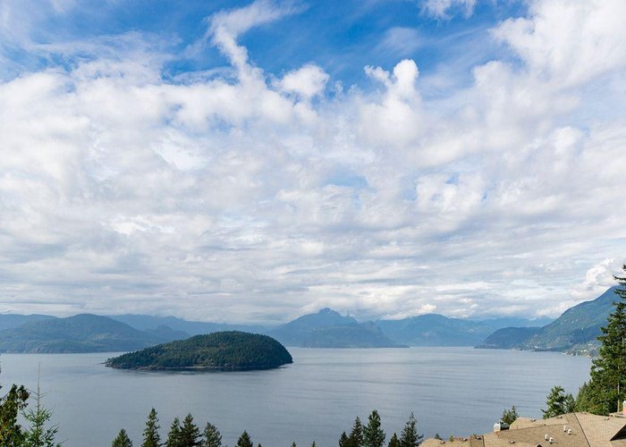 8669 Seascape Drive, West Vancouver, BC V7W 3J7 |  Photo 1