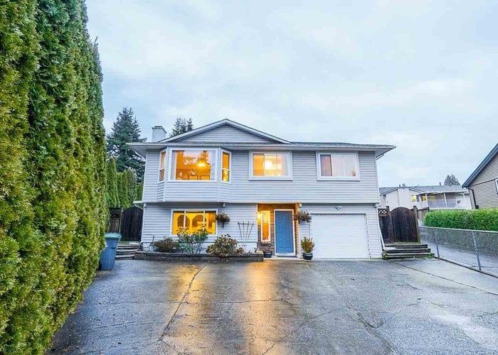 8752 151 Street, Surrey, BC V3S 6E1 |  Photo 1