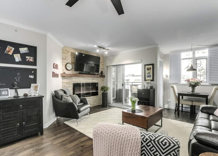 201 - 2665 Broadway, Vancouver, BC V6K 2G2 |  Photo 1
