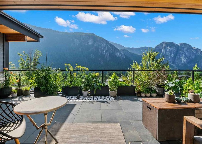 2157 Crumpit Woods Drive, Squamish, BC V8B 0T6 |  Photo 1