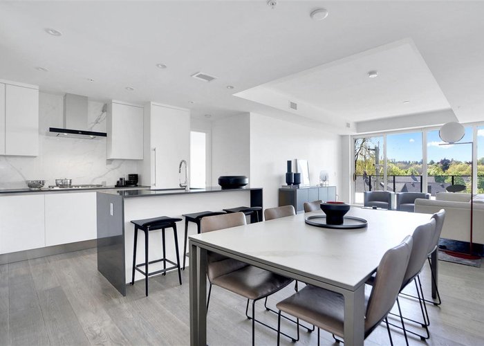 301 - 717 17TH Avenue, Vancouver, BC V5Z 1V1 |  Photo 1