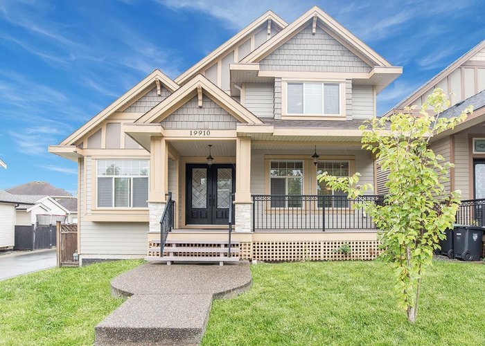 19910 73A Avenue, Langley, BC V2Y 3J3 |  Photo 1
