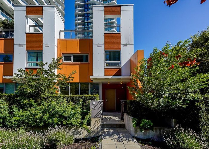 TH1 - 13303 Central Avenue, Surrey, BC V3T 0K6 |  Photo 1