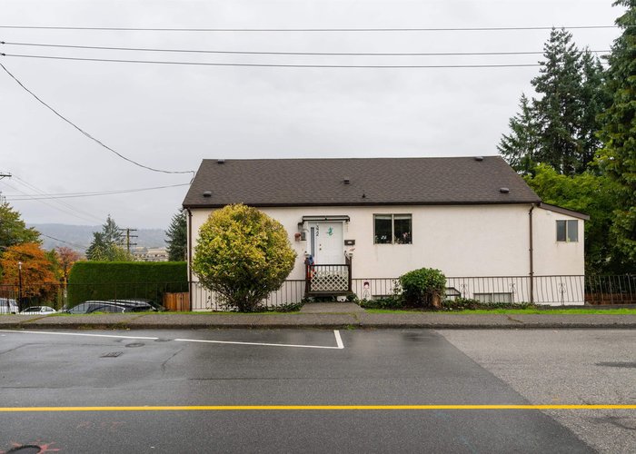372 Sherbrooke Street, New Westminster, BC V3L 3M9 |  Photo 1