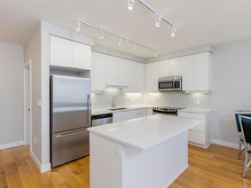 807 9393 Tower Road, Burnaby