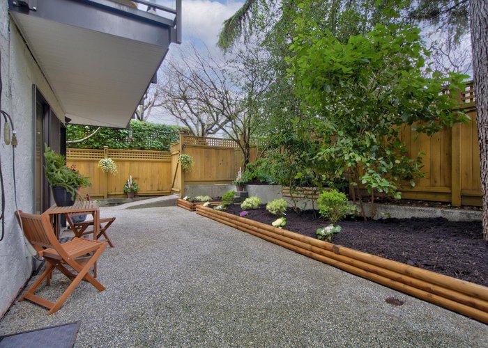 101 1515 Chesterfield Avenue, North Vancouver