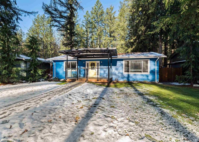 612 Mountain View Road, Cultus Lake, BC V2R 4Z5 |  Photo 1