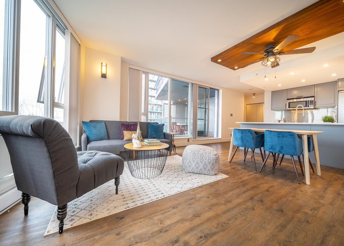 1709 - 788 Hamilton Street, Vancouver, BC V6B 0E9 |  Photo 1