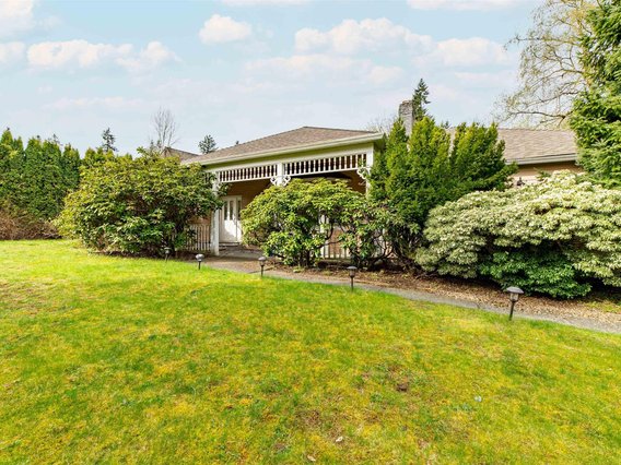 2875 Country Woods Drive, Surrey