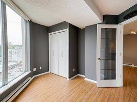 1702 1135 Quayside Drive, New Westminster