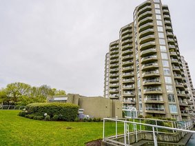 1702 1135 Quayside Drive, New Westminster
