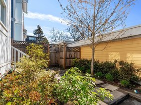 2 1022 Fourth Avenue, New Westminster