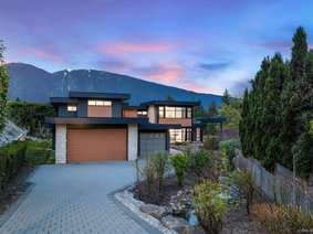 649 Andover Place, West Vancouver, BC V7S 1Y6 |  Photo R2684448-6.jpg