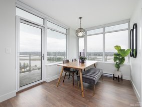 2208 258 Nelson's Court, New Westminster