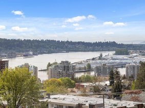 607 306 Sixth Street, New Westminster
