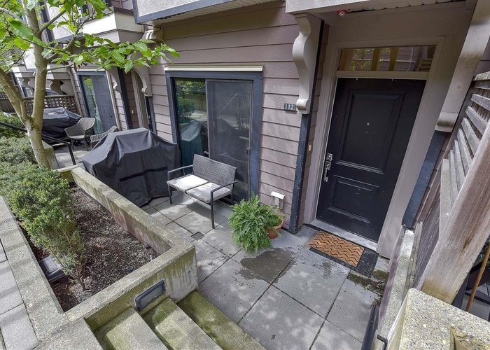 112 828 Royal Avenue, New Westminster