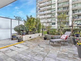 605 908 Quayside Drive, New Westminster