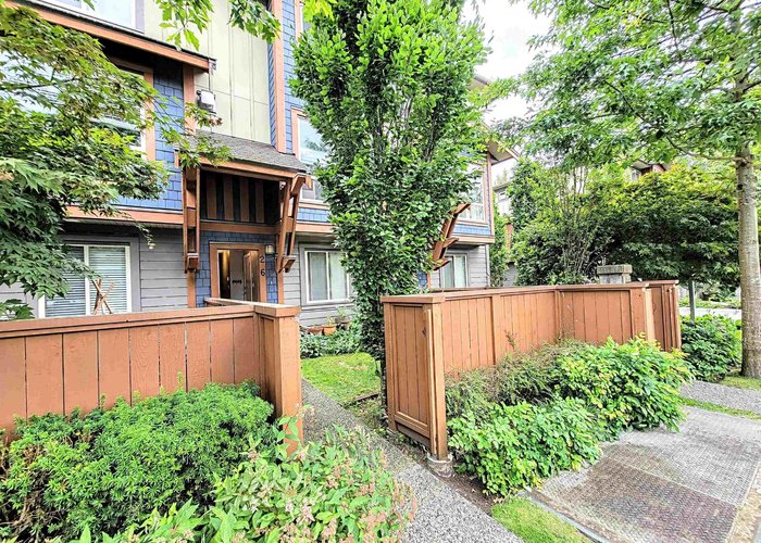 26 - 40653 Tantalus Road, Squamish, BC V0N 1T0 |  Photo 1