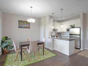 403 - 1581 Foster Street, White Rock, BC V4B 5M1 | Sussex House Photo 4