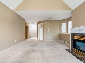 301 - 20257 54 Avenue, Langley, BC V3A 3W2 | Oxford Court Photo 6