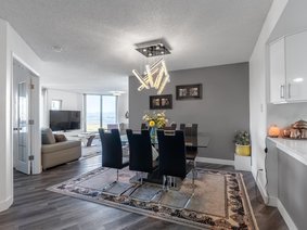 1203 - 69 Jamieson Court, New Westminster, BC V3L 5R3 | Palace Quay Photo 10