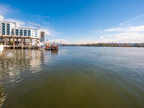 2705 - 988 Quayside Drive, New Westminster, BC V3M 0L5 | Riversky2 By Bosa Photo R2732482-2.jpg