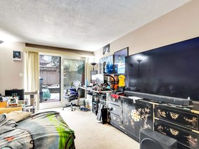 106 - 360 2ND Street, North Vancouver, BC V7L 4N6 | Emerald Manor Photo 1