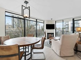 402 - 175 1ST Street, North Vancouver, BC V7M 3N9 | Time Photo 9