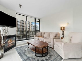 402 - 175 1ST Street, North Vancouver, BC V7M 3N9 | Time Photo 12