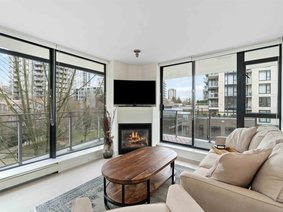 402 - 175 1ST Street, North Vancouver, BC V7M 3N9 | Time Photo 13