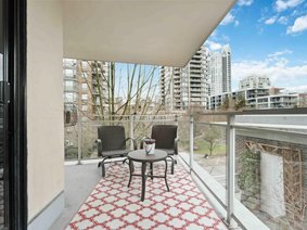 402 - 175 1ST Street, North Vancouver, BC V7M 3N9 | Time Photo 19