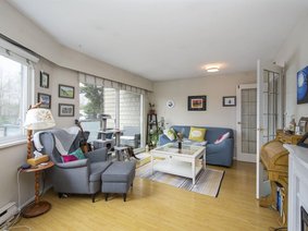 101 - 212 Forbes Avenue, North Vancouver, BC V7M 3E5 | Forbes Manor Photo R2759640-2.jpg