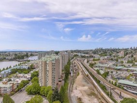 2511 - 988 Quayside Drive, New Westminster, BC V3M 0L5 | Riversky2 By Bosa Photo 18