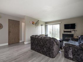 250 - 32550 Maclure Road, Abbotsford, BC V2T 4N3 | Clearbrook Village Photo 4