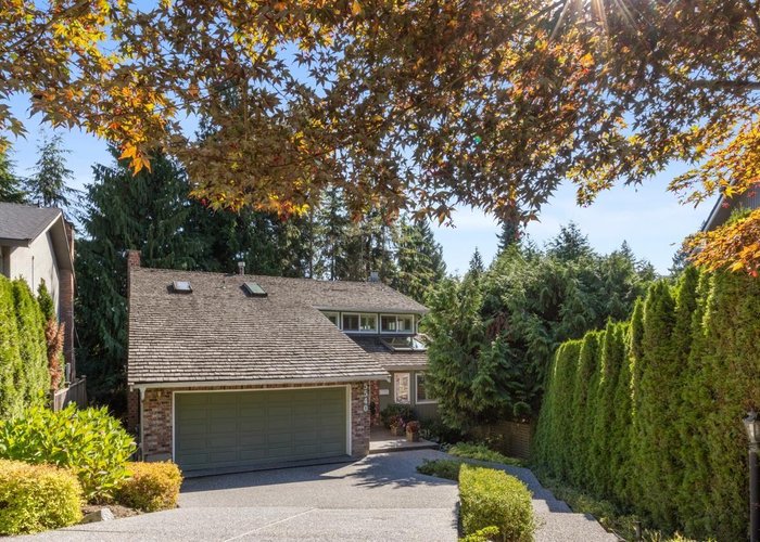 5540 Deerhorn Place, North Vancouver, BC V7R 4S7 |  Photo 32