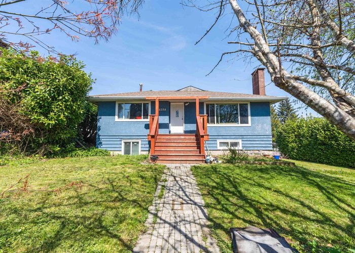 4254 Caddy Road, North Vancouver, BC V7G 1B7 |  Photo 15