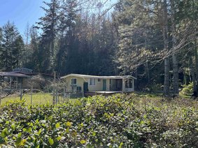 570 Vaucroft Road, Halfmoon Bay, BC V0N 3A0 | Photo 2
