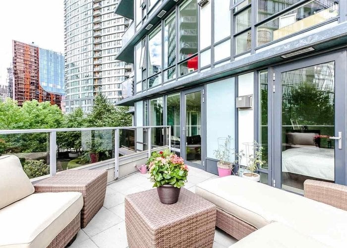 305 - 8 Smithe Mews, Vancouver, BC V6B 0A5 | Flagship Photo 49