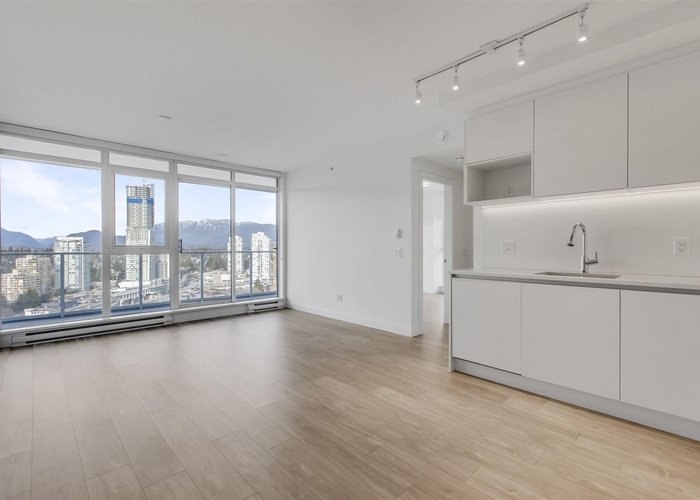 1502 - 652 Whiting Way, Coquitlam, BC V3J 0K3 |  Photo 2