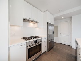 209 - 6383 Cambie Street, Vancouver, BC V5Z 0G7 | Forty Nine West at Oakridge Photo 1