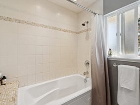 8786 Crest Drive, Burnaby, BC V3N 4A2 |  Photo 12