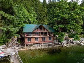 11 Johnson Bay, North Vancouver, BC V0V 0V0 |  Photo R2973789-2.jpg