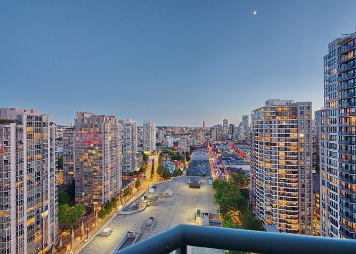 2201 - 888 Hamilton Street, Vancouver, BC V6B 5W4 |  Photo 1