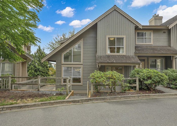 220 - 1465 Parkway Boulevard, Coquitlam, BC V3E 3E6 |  Photo 1
