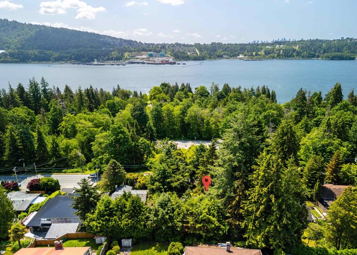 4150 Dollarton Highway, North Vancouver, BC V7G 1A2 |  Photo 32