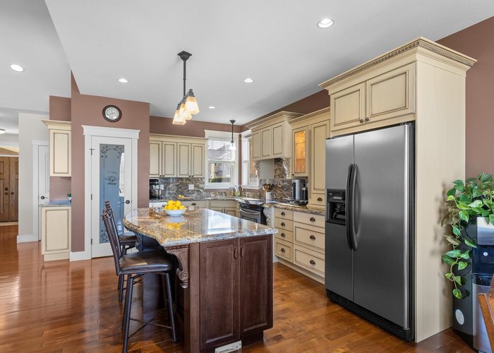 11909 LA Costa Lane, NO City Value, BC V0H 1V4 |  Photo 49