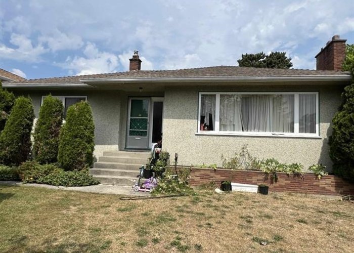 4881 Highlawn Drive, Burnaby, BC V5C 3T2 |  Photo 1
