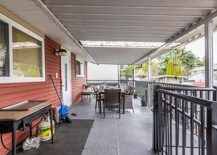 9318 Cinnamon Drive, Surrey, BC V3V 1V2 |  Photo 42