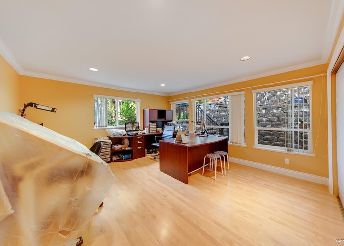 4989 Chalet Place, North Vancouver, BC V7R 4X4 |  Photo 45